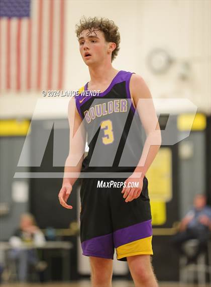 Thumbnail 3 in Longmont vs. Boulder photogallery.