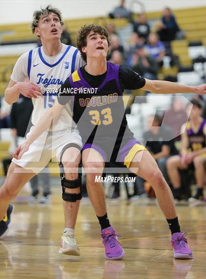 Thumbnail 1 in Longmont vs. Boulder photogallery.