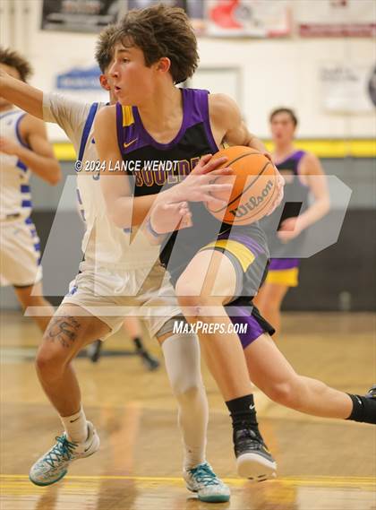 Thumbnail 1 in Longmont vs. Boulder photogallery.