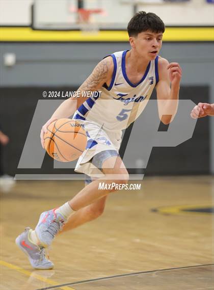 Thumbnail 3 in Longmont vs. Boulder photogallery.