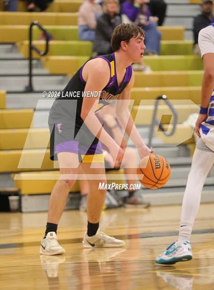 Thumbnail 3 in Longmont vs. Boulder photogallery.
