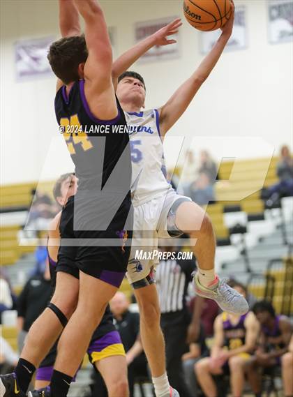 Thumbnail 3 in Longmont vs. Boulder photogallery.