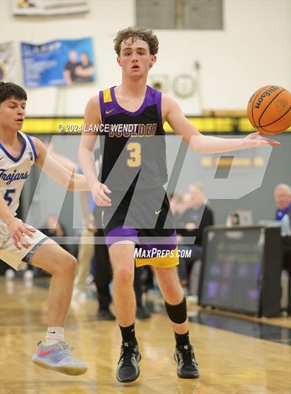 Thumbnail 2 in Longmont vs. Boulder photogallery.