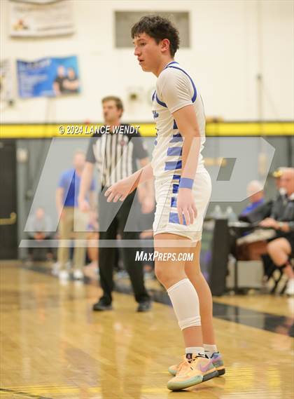 Thumbnail 2 in Longmont vs. Boulder photogallery.