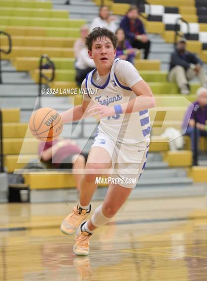 Thumbnail 3 in Longmont vs. Boulder photogallery.