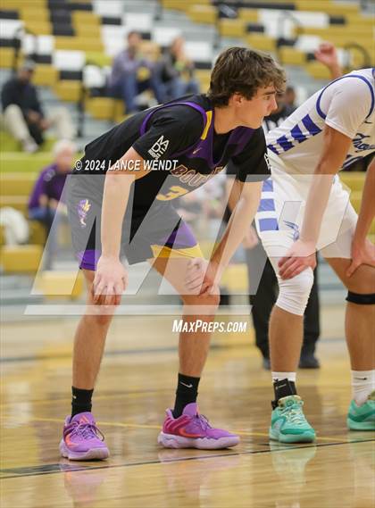 Thumbnail 2 in Longmont vs. Boulder photogallery.