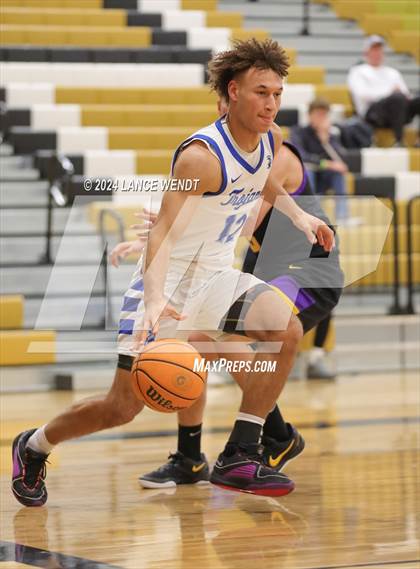 Thumbnail 2 in Longmont vs. Boulder photogallery.