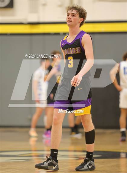 Thumbnail 1 in Longmont vs. Boulder photogallery.