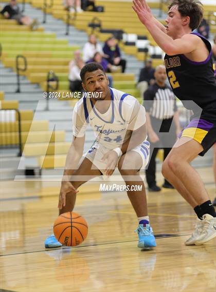 Thumbnail 3 in Longmont vs. Boulder photogallery.