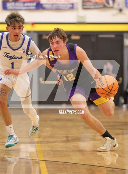 Thumbnail 1 in Longmont vs. Boulder photogallery.