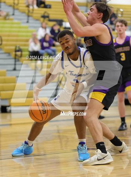 Thumbnail 2 in Longmont vs. Boulder photogallery.