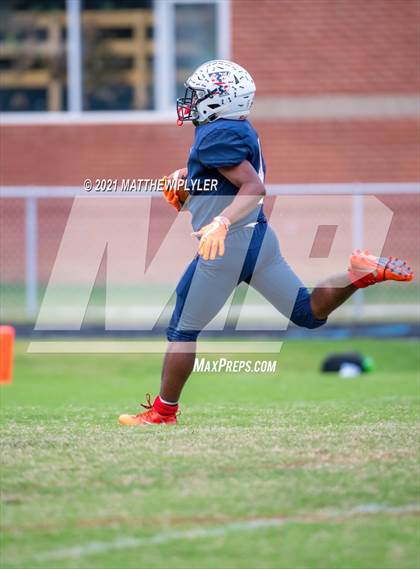 Thumbnail 1 in Harnett Central @ Terry Sanford photogallery.