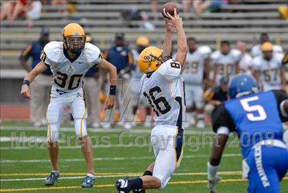 Thumbnail 2 in Olive Branch vs. Pahokee (Miami Kickoff Classic) photogallery.