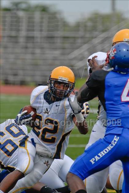 Thumbnail 3 in Olive Branch vs. Pahokee (Miami Kickoff Classic) photogallery.