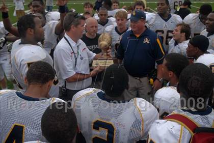 Thumbnail 2 in Olive Branch vs. Pahokee (Miami Kickoff Classic) photogallery.