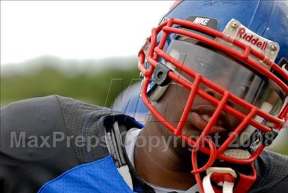 Thumbnail 2 in Olive Branch vs. Pahokee (Miami Kickoff Classic) photogallery.
