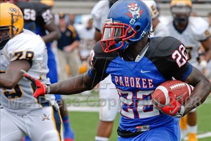 Thumbnail 2 in Olive Branch vs. Pahokee (Miami Kickoff Classic) photogallery.