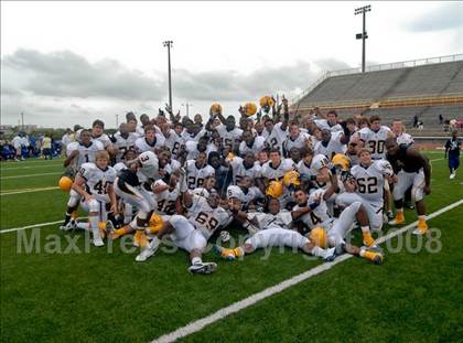 Thumbnail 1 in Olive Branch vs. Pahokee (Miami Kickoff Classic) photogallery.