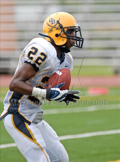 Thumbnail 2 in Olive Branch vs. Pahokee (Miami Kickoff Classic) photogallery.