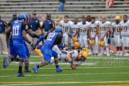 Thumbnail 1 in Olive Branch vs. Pahokee (Miami Kickoff Classic) photogallery.