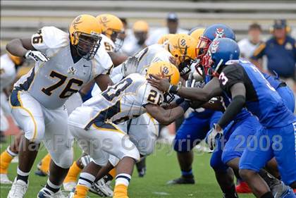 Thumbnail 2 in Olive Branch vs. Pahokee (Miami Kickoff Classic) photogallery.