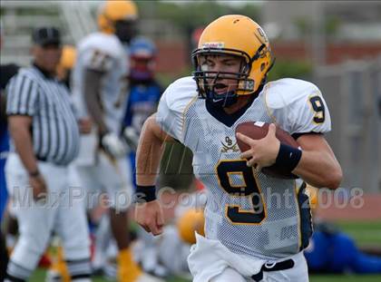 Thumbnail 1 in Olive Branch vs. Pahokee (Miami Kickoff Classic) photogallery.