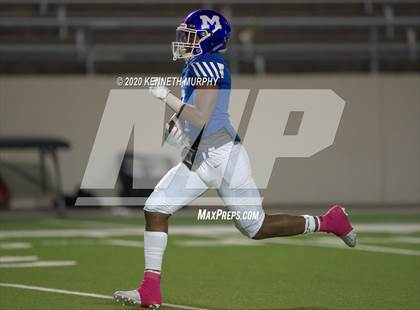 Thumbnail 1 in Birdville @ Midlothian photogallery.