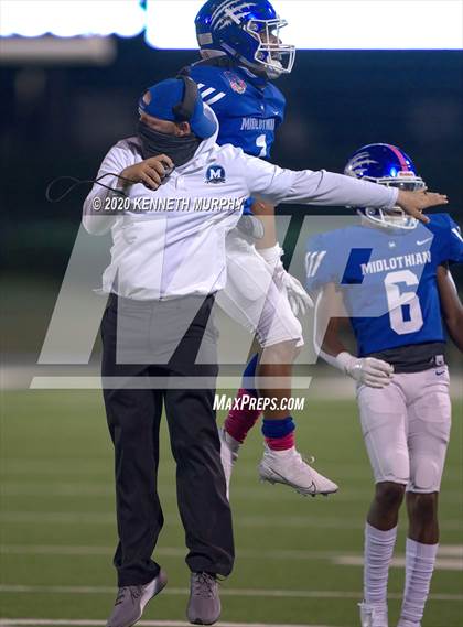 Thumbnail 1 in Birdville @ Midlothian photogallery.