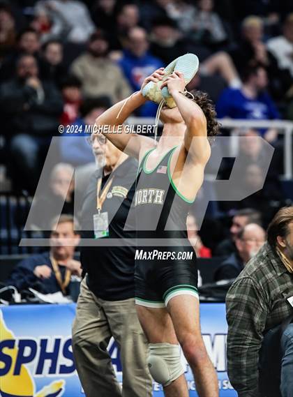 Thumbnail 2 in NYSPHSAA Division 2 Championships (FINALS 131 to 152) photogallery.