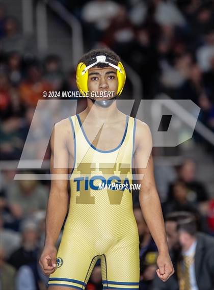 Thumbnail 1 in NYSPHSAA Division 2 Championships (FINALS 131 to 152) photogallery.