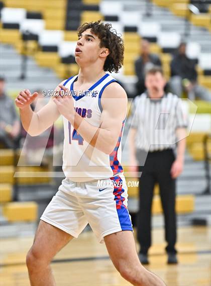 Thumbnail 2 in Paul Davis Classic Day 3 Centaurus vs. Cheyenne Mountain photogallery.