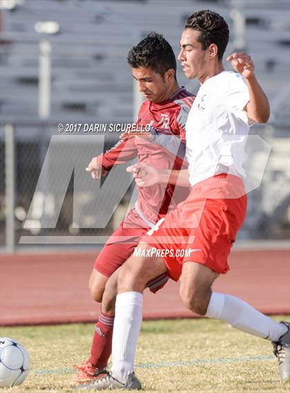 Thumbnail 3 in Coronado vs. Desert Ridge (Stephan Hopp/Anthony Solis Cactus Cup) photogallery.