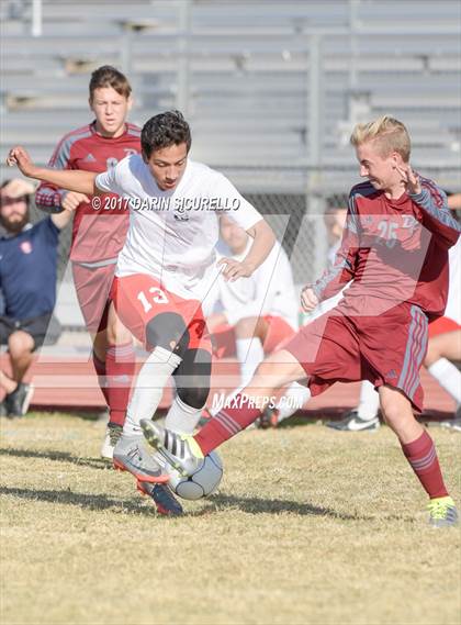 Thumbnail 3 in Coronado vs. Desert Ridge (Stephan Hopp/Anthony Solis Cactus Cup) photogallery.