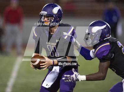 Thumbnail 2 in Sumner @ Puyallup photogallery.