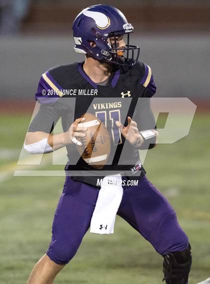 Thumbnail 1 in Sumner @ Puyallup photogallery.