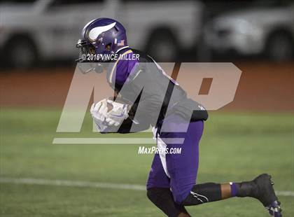 Thumbnail 1 in Sumner @ Puyallup photogallery.
