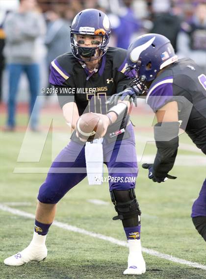 Thumbnail 1 in Sumner @ Puyallup photogallery.
