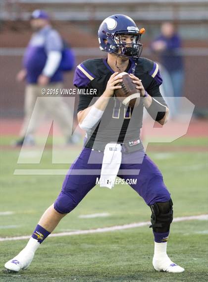 Thumbnail 1 in Sumner @ Puyallup photogallery.