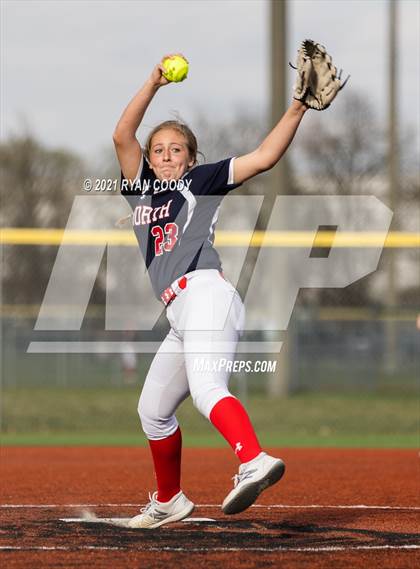 Thumbnail 1 in Aquinas @ Olathe North photogallery.