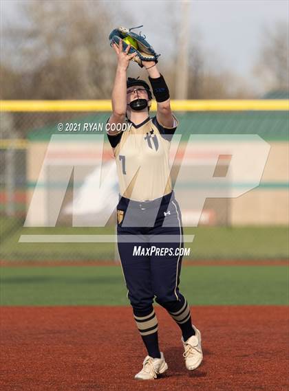 Thumbnail 3 in Aquinas @ Olathe North photogallery.