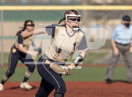 Thumbnail 2 in Aquinas @ Olathe North photogallery.
