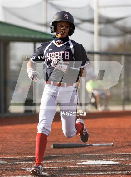 Thumbnail 1 in Aquinas @ Olathe North photogallery.