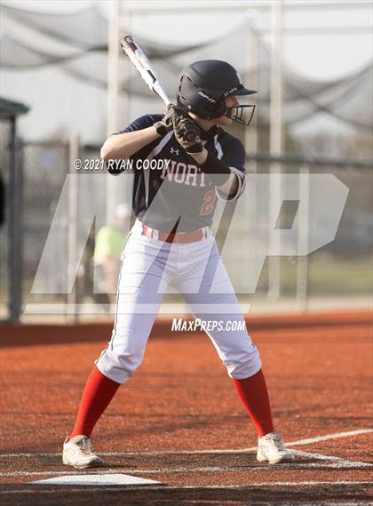 Thumbnail 2 in Aquinas @ Olathe North photogallery.