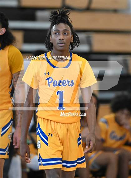 Thumbnail 3 in Grant vs. Alameda (Bishop O'Dowd Thanksgiving Showcase) photogallery.