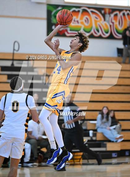 Thumbnail 1 in Grant vs. Alameda (Bishop O'Dowd Thanksgiving Showcase) photogallery.