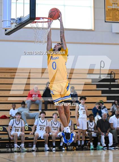 Thumbnail 2 in Grant vs. Alameda (Bishop O'Dowd Thanksgiving Showcase) photogallery.