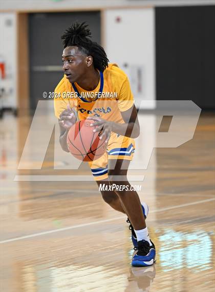 Thumbnail 2 in Grant vs. Alameda (Bishop O'Dowd Thanksgiving Showcase) photogallery.