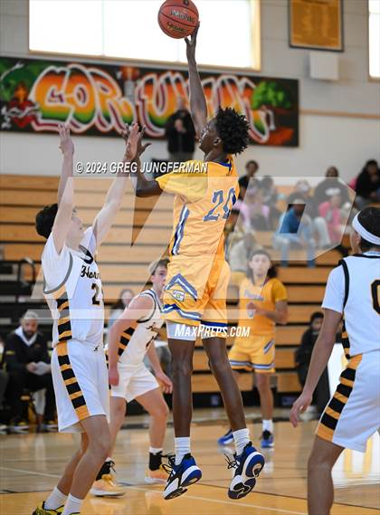 Thumbnail 2 in Grant vs. Alameda (Bishop O'Dowd Thanksgiving Showcase) photogallery.