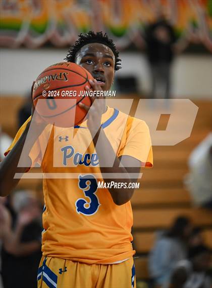 Thumbnail 3 in Grant vs. Alameda (Bishop O'Dowd Thanksgiving Showcase) photogallery.