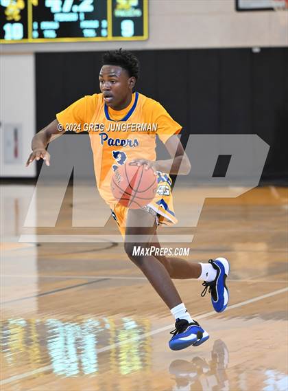 Thumbnail 3 in Grant vs. Alameda (Bishop O'Dowd Thanksgiving Showcase) photogallery.